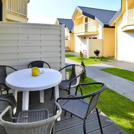 Holiday Resort, Устроне Морске Екстериор снимка
