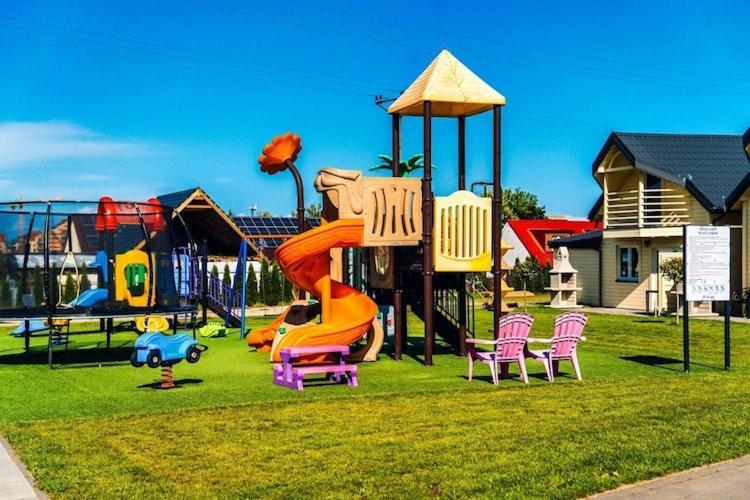 Holiday Resort, Устроне Морске Екстериор снимка
